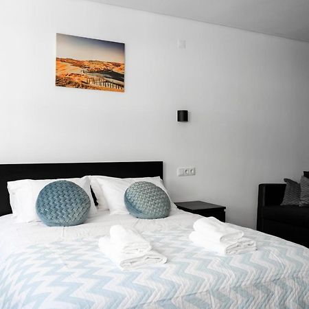 Almada Downtown 102 Apartment Порто Екстериор снимка